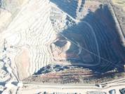 Aerial view of the old Bardon Hill quarry pit © Courtesy of AGGREGATE INDUSTRIES UK LIMITED